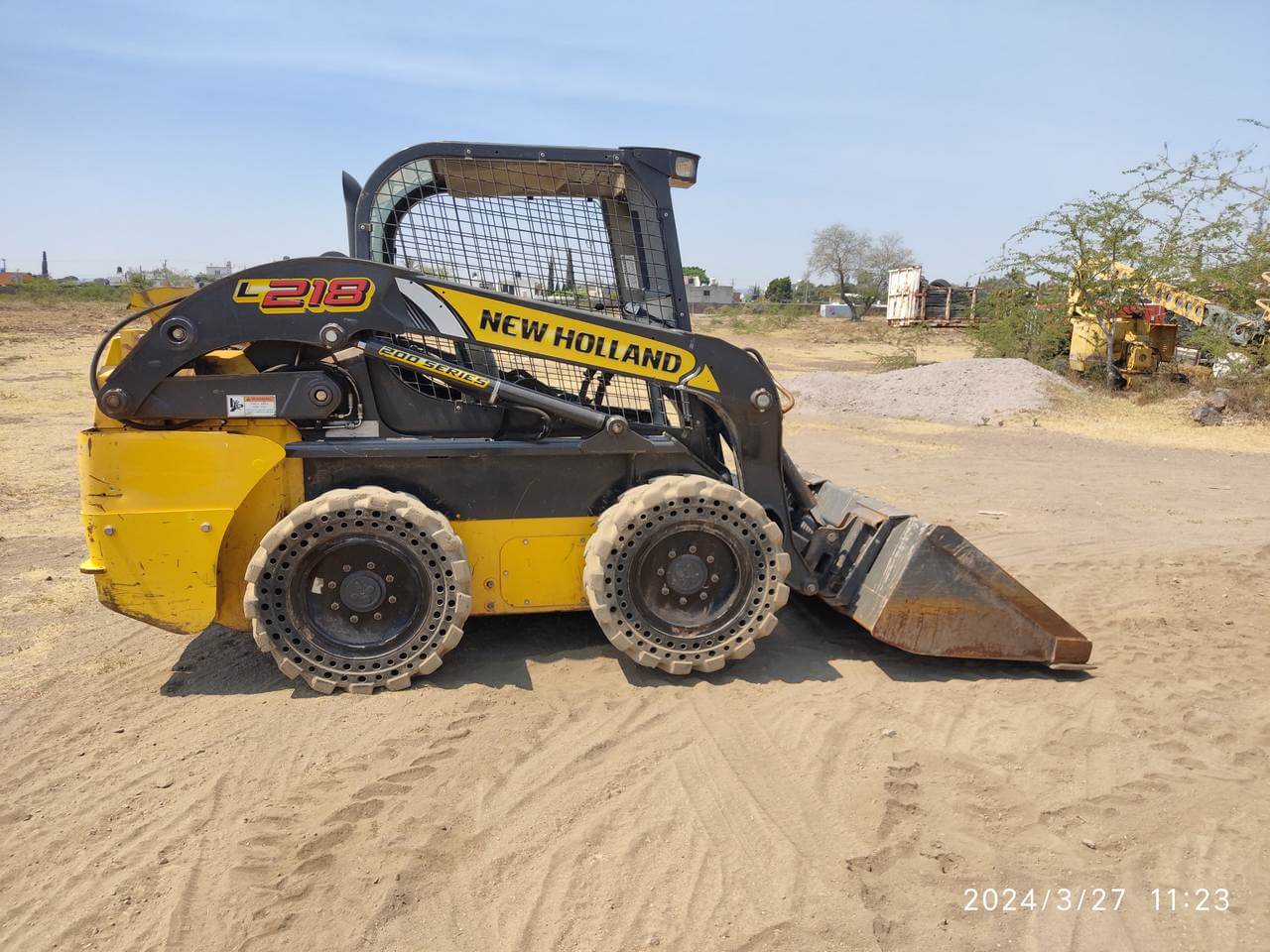 minicargador new holland
